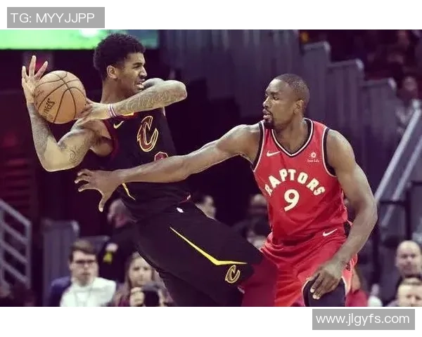 猛龙与勇士激战全场回顾精彩瞬间与赛后分析