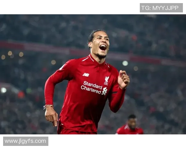 莱万领衔新一届足球盛宴展现超凡实力与团队精神